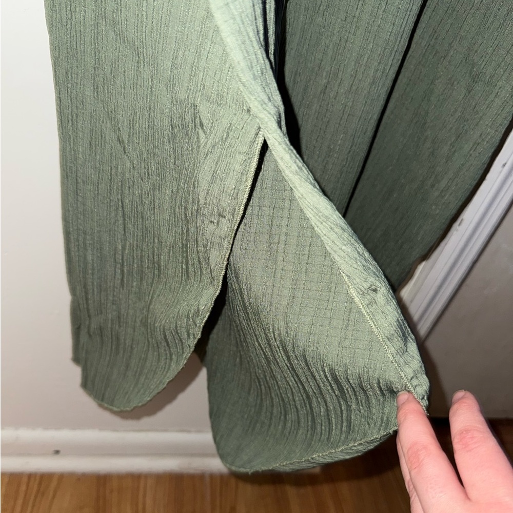 SHEIN Olive Textured Shirt Dress - Picture 4 of 8
